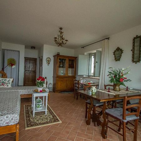 Agriturismo Specchio Del Lago Montefiascone Exterior foto