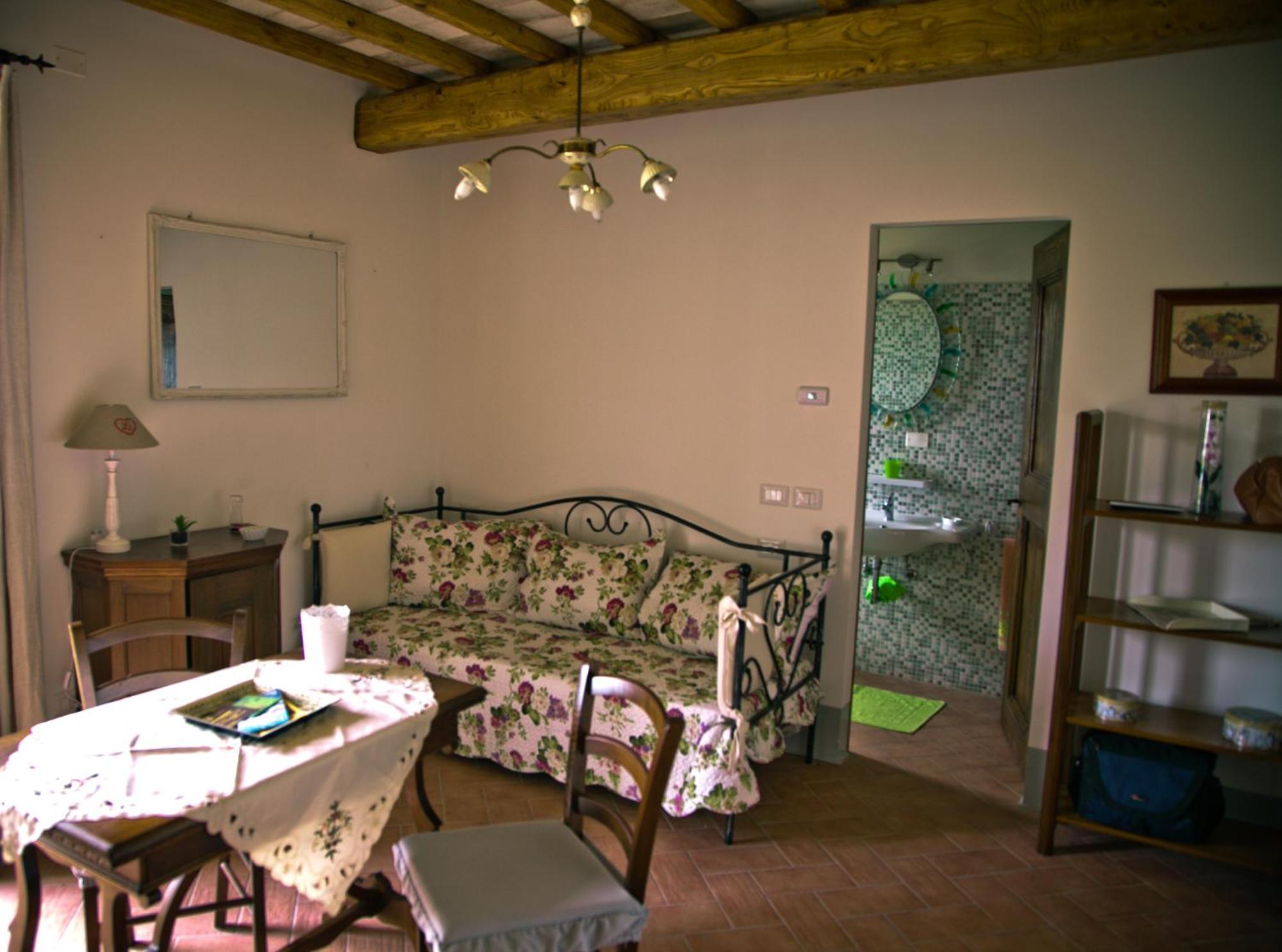 Agriturismo Specchio Del Lago Montefiascone Zimmer foto